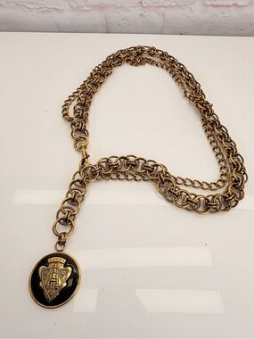 Gucci Chain Crest Charm Adjustable Belt Gold Black